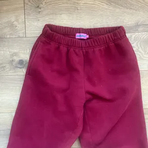 EDIKTED ♥️ Online Exclusive Clark Oversized Sweatpants - Size Small thumbnail 3