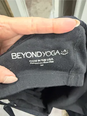 Beyond Yoga black halter neck tank top in size M thumbnail 5