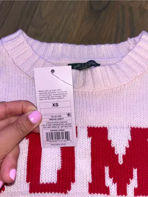 NWT Dump Him Graphic Knit Sweater Pink Long Sleeve Women’s XS thumbnail 3