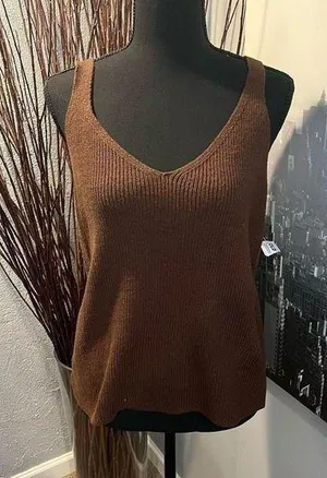Old Navy BROWN KNIT TANK TOP thumbnail 1