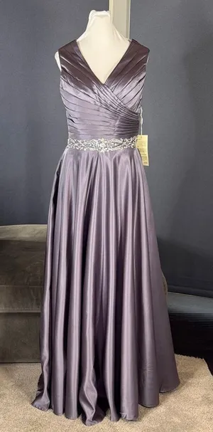 Women’s V-Neck Full Length Satin Formal Prom Dress Zip Up Back Size S NWT thumbnail 1