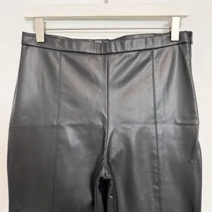 Zara Pants Size Large Black Faux Leather Split‎ Back Hem Pull On Mob Wife Glam thumbnail 3