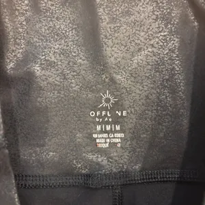 Offline by Aerie The Hugger Crossover High Waisted Crackle Legging Black Size M thumbnail 5