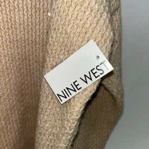 NWT Nine West Women's Knit V-Neck Sweater - Beige thumbnail 5