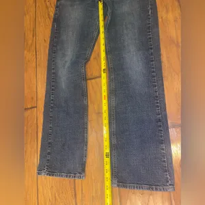 Levi’s signature bootcut denim blue jeans pants woman’s size 29 EUC thumbnail 4