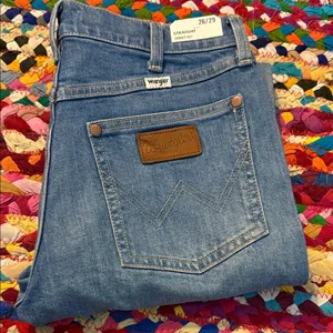 NWT Wrangler Baby Blue Sunset Classic Straight 651 Western Rodeo Denim Jeans thumbnail 2