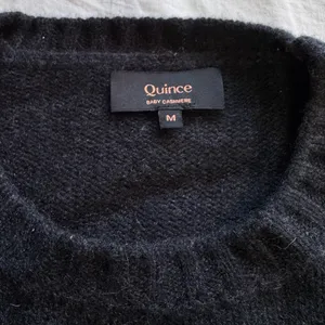 Quince - Luxe Baby Cashmere Crewneck Sweater thumbnail 6