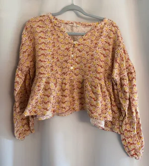 Simply Southern Floral Blouse thumbnail 1