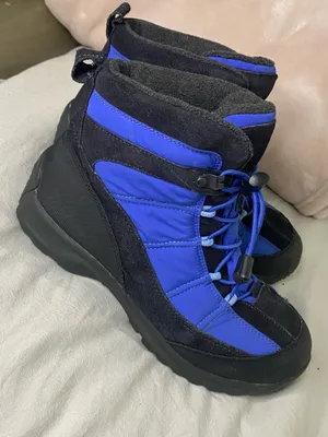 Land's End Waterproof Womens Boots Size 8 thumbnail 1