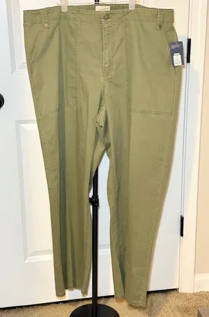 Universal Threads NWT Womens High-Rise Utility Wide Leg Pants Size 18 thumbnail 1