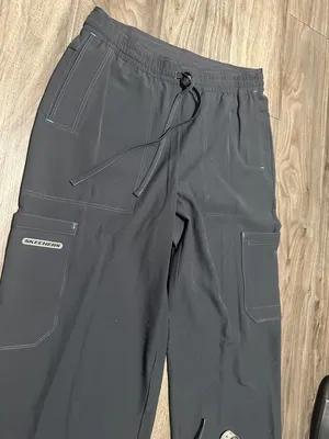 Women's Straight-Leg Scrub Pants in Charcoal Gray - Modern Professional thumbnail 11