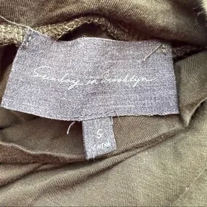 Anthropologie Sunday in Brooklyn Tank Size Small‎ S Olive Mock Neck Ruffle Hem thumbnail 4