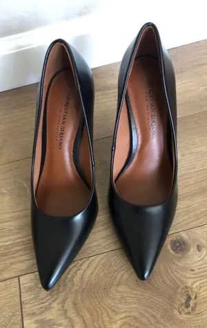 Pumps Heels Size 7.5 thumbnail 4