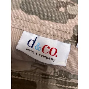 D&Co Denim & Co Women's Green Camo Army Military Straight Denim Jeans Size 14 thumbnail 3