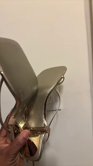 Sandals Steve Madden Gold Strappy Square Toe 👡 thumbnail 16