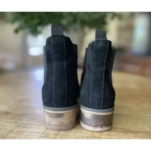 KENSIE Genuine Black Suede Women’s Pull On Chelsea Boot Size 6.5 M thumbnail 4