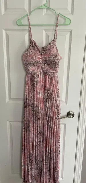 Boutique Dress Pink thumbnail 1