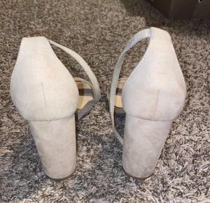 Wild Diva Nude suede heels thumbnail 3