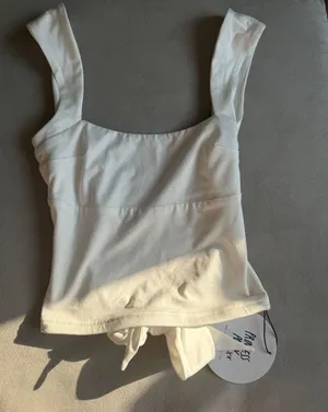 Princess Polly open back shirt with bow thumbnail 3