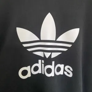 EUC | Adidas‎ women’s black & white crewneck — size 8 thumbnail 2