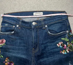 Zara Bookcut Jeans with Embroidery Size 2 thumbnail 5