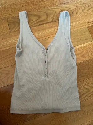 Abercrombie Henley tank thumbnail 1