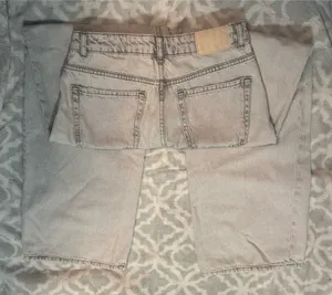 Zara jeans  thumbnail 4