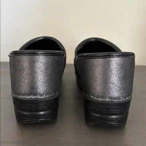 Dansko‎ Professional metallic suede clogs black size 41 thumbnail 5