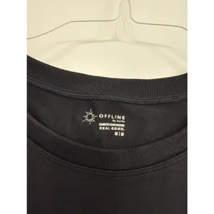 OFFLINE by Aerie Black Cropped Sweatshirt T-Shirt M thumbnail 4