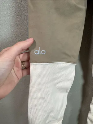 Alo Goddess Leggings thumbnail 3