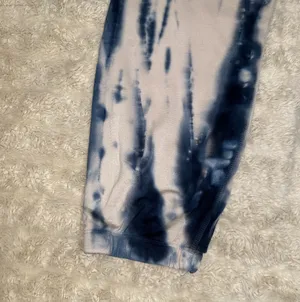 Young, Fabulous & Broke athleisure teal/cream tie-dyed joggers Size Large thumbnail 9