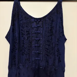 Under One Sky Navy Embroidered Boho Maxi Dress Lace Up‎ Smocked Back Ruffle Hem whimsygoth thumbnail 5
