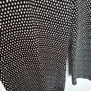 Zac & Rachel Women’s 2X Plus Size Stretchy Wide Leg Star Patterned Pants thumbnail 2