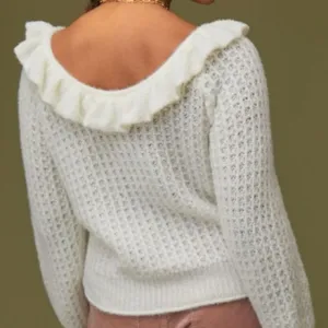 Anthropologie Ivory White Ruffled Boat Neck Soft Wool Knit Sweater Size Medium thumbnail 2