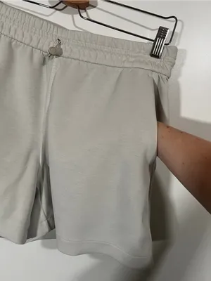 Lululemon Softstreme High Rise Shorts 4” in Soft White Size 8 thumbnail 6