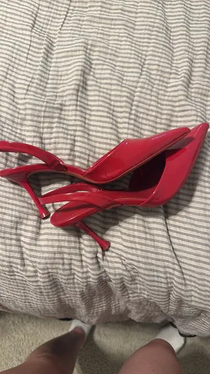 Zara red kitten heels  thumbnail 2