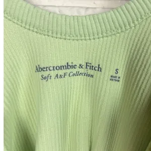Abercrombie & Fitch pastel lime green ribbed knit sleeveless bodysuit size S thumbnail 4