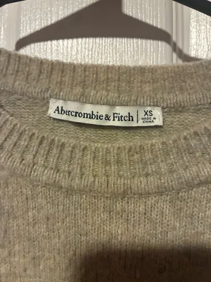 Abercrombie & Fitch Short Sleeve Knit Top in Taupe wool blend thumbnail 3