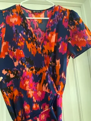 Pretty Garden Short Sleeve V-Neck Wrap MIDI Dress Ruffles Women’s Sz Medium NWOT thumbnail 8