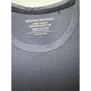 Banana Republic Luxe Touch Performance Tee L women’s Gray Cotton Logo Crew thumbnail 2