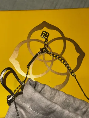 Kendra Scott Necklace thumbnail 5