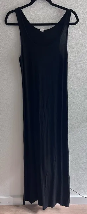 Old navy black long maxi dress size medium thumbnail 1