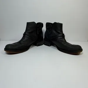 Timberland Womens Black Leather Suede Moto Ankle Boots Buckle Side Zip Biker 7.5 thumbnail 6