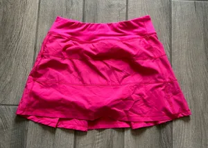 Hot pink skort Size M thumbnail 1