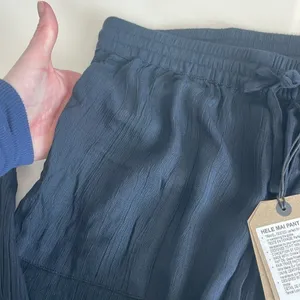 NWT PrAna Women’s Hele Mai Pant Black Casual Pants - Size Medium thumbnail 7