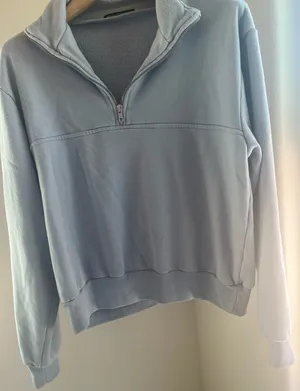 Brandy Melville Blue Pullover Light thumbnail 2