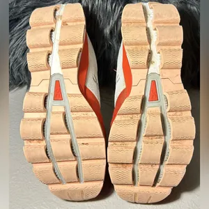 ON Running Women's Cloudsurfer 6 Running Shoes Rust Sneakers Size 9.5 thumbnail 8