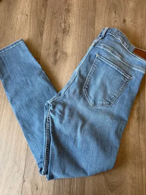Hollister Women’s Light Blue Skinny Jeans HighRise Super Skinny Size 13R thumbnail 5