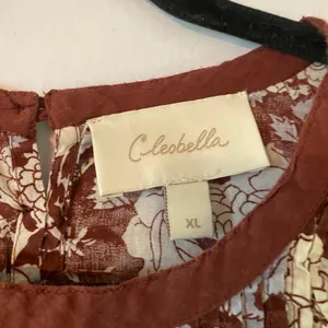 Cleobella Burgundy Red White Floral Smocked Lace Peasant Blouse Cotton Women XL thumbnail 2