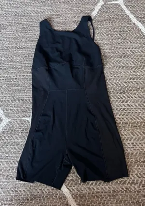 Nike yoga Romper Sz XL thumbnail 1